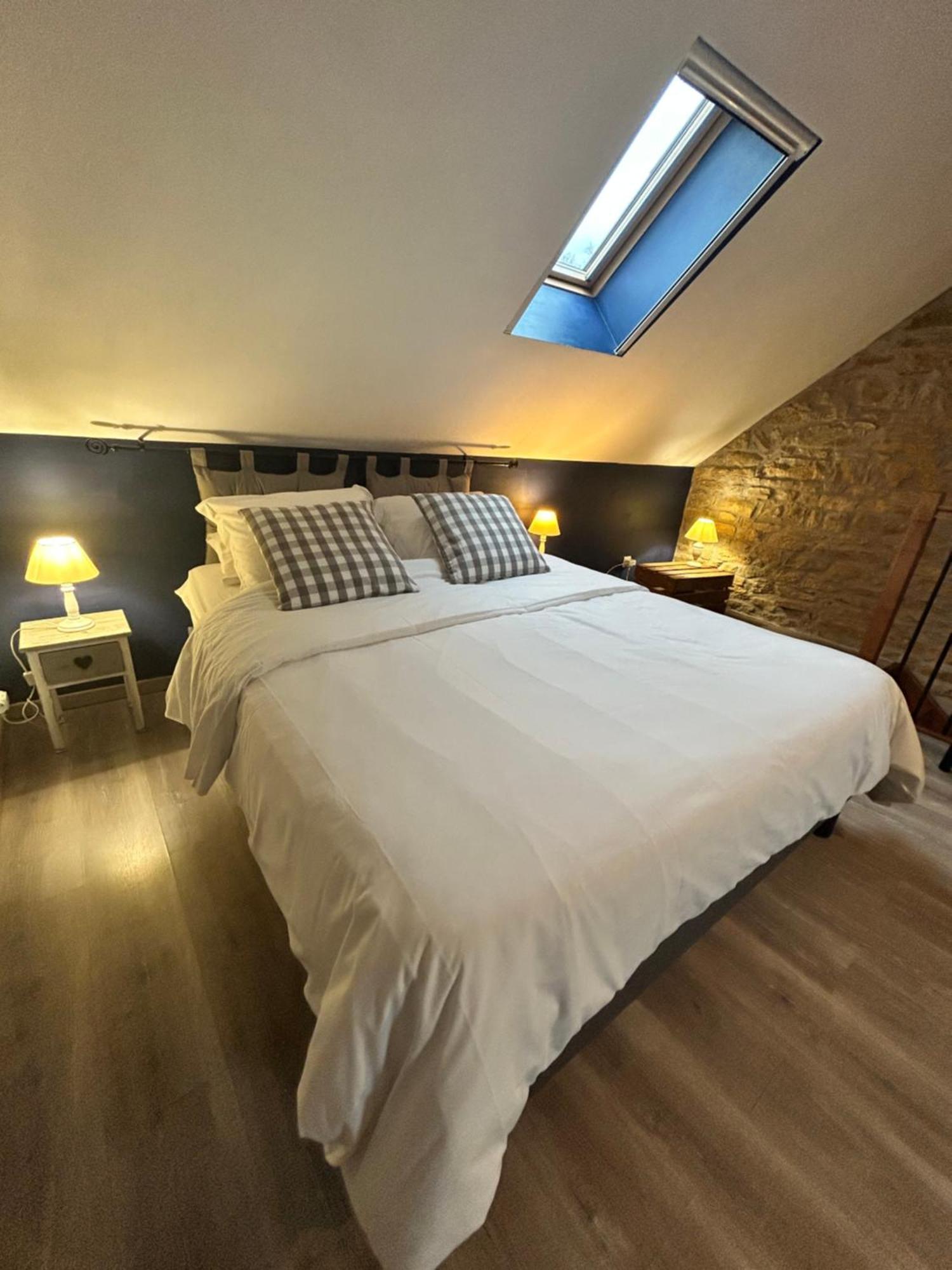 Bed and Breakfast Le D'Tour Gourmand Toulouse-le-Chateau Экстерьер фото